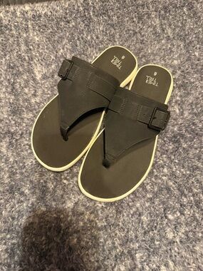 Time and Tru Black Flip-Flop Sandals with White Trim